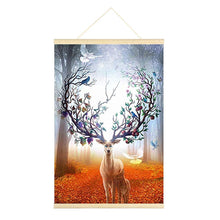 Charger l&#39;image dans la galerie, Cerf suspendu - diamant rond complet - 40x60cm
