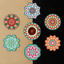 Charger l&#39;image dans la galerie, Mandala-Tasse sous-verre ronde en bois
